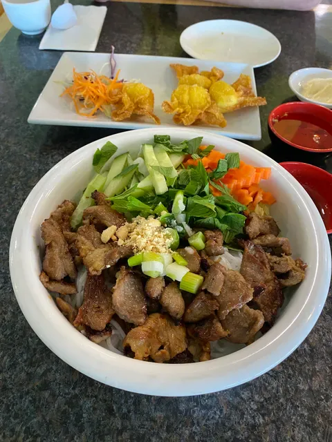Phong Dinh Noodle House