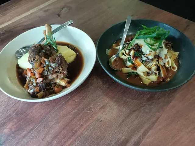 The Russell Inn Bar & Restaurant