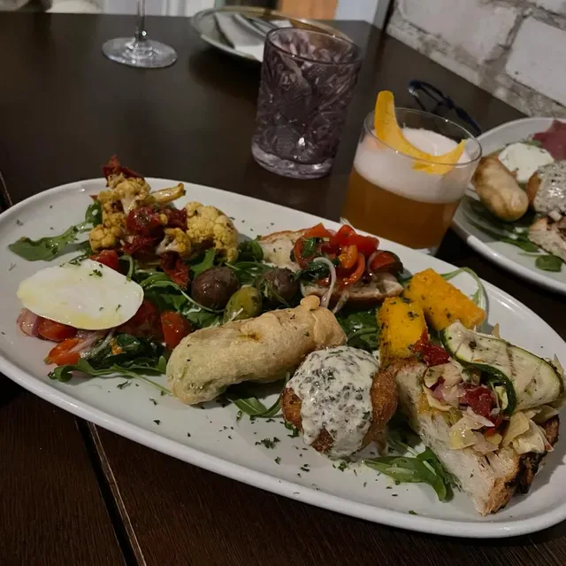 Compa Mt Hawthorn
