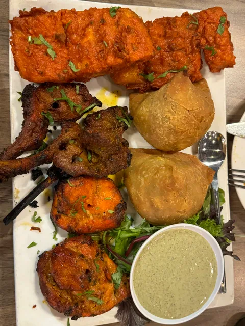 2 Fat Indians