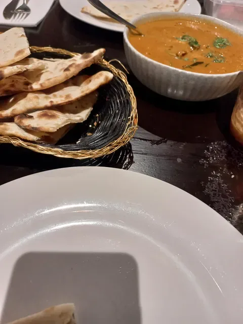 2 Fat Indians