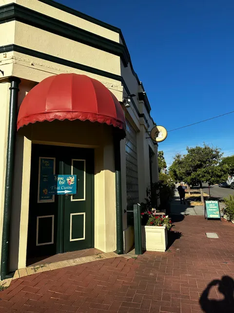 Longlae Thai Cuisine