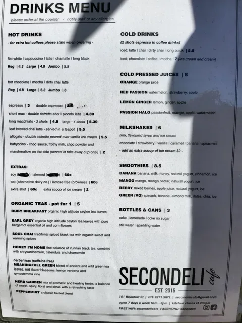 Secondeli Cafe