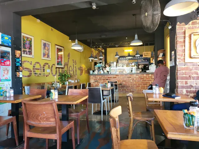 Secondeli Cafe