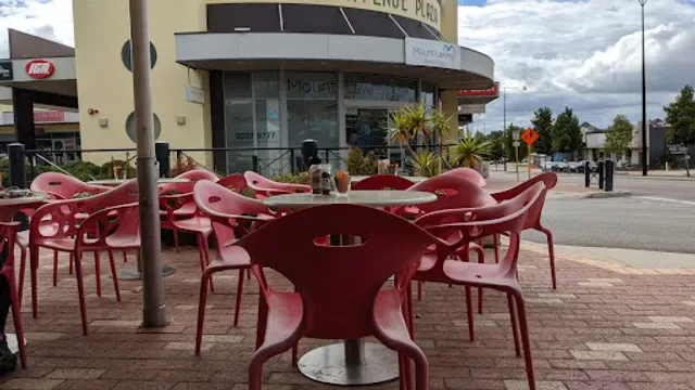 Secondeli Cafe