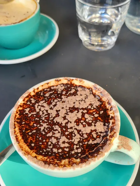 Secondeli Cafe