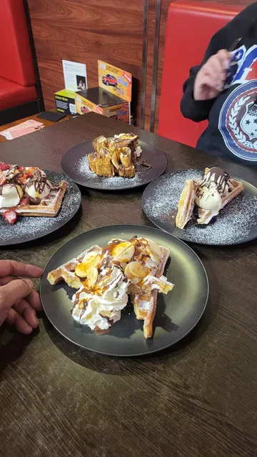 The Pancake & Waffle Cafe