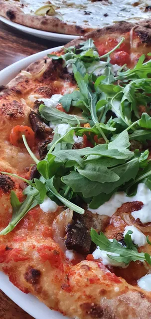 Mastro Pizza