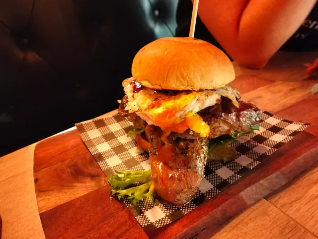 Burgermeister by Fusion