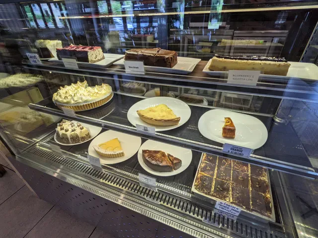 Tiamo Cafe