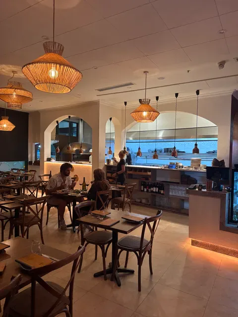 Amunì WineBar-Restaurant-Pizzeria