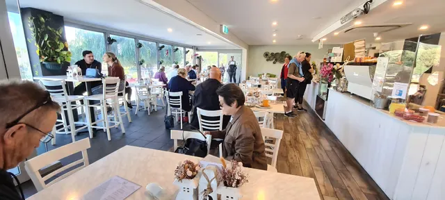 Beachpoint Cafe