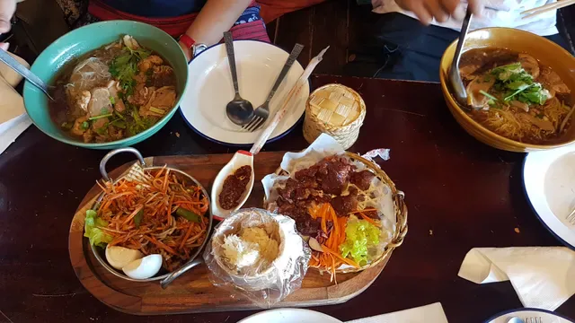 Sa-Lung Thai Cafe