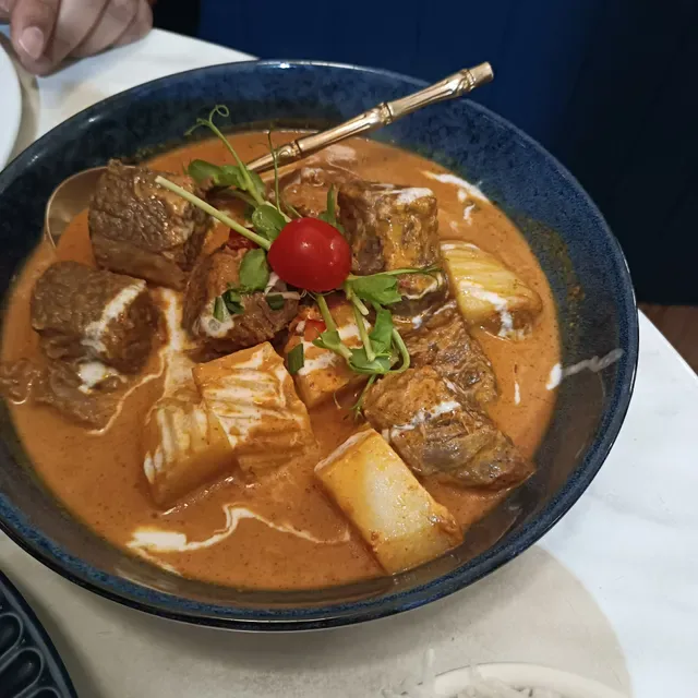 Saowanee's Place Thai Restaurant