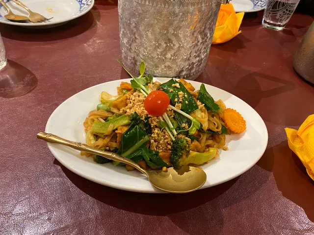 Saowanee's Place Thai Restaurant