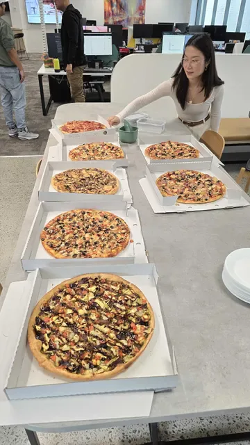 Stones Pizza