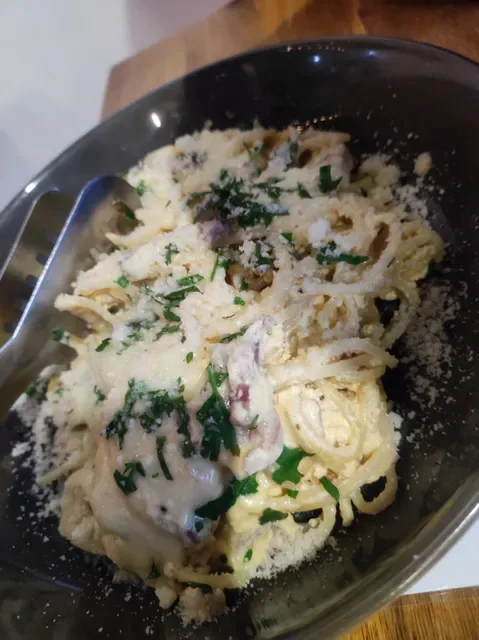 Zuccaro Trattoria Pizza Bar