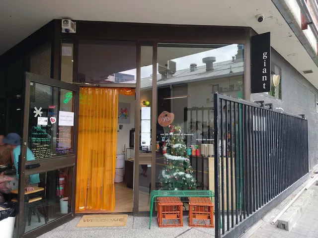 giant coffee