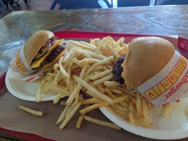Hoodburger Northbridge
