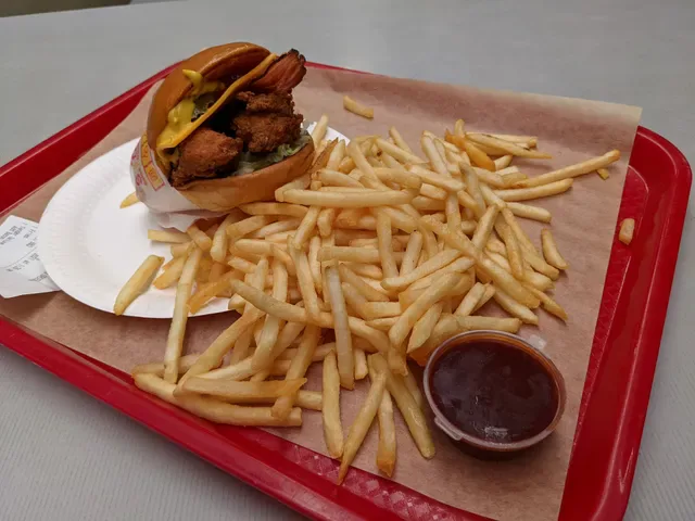 Hoodburger Northbridge