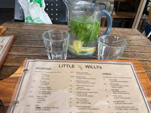 Little Willy's