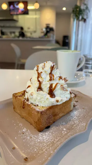 Tiara Dessert Cafe