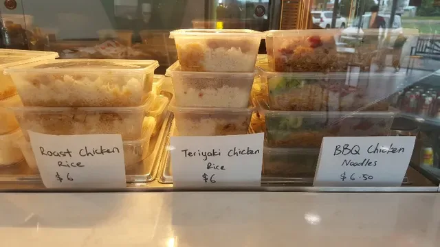 G'Fun Cafe - Famous Chicken Rice