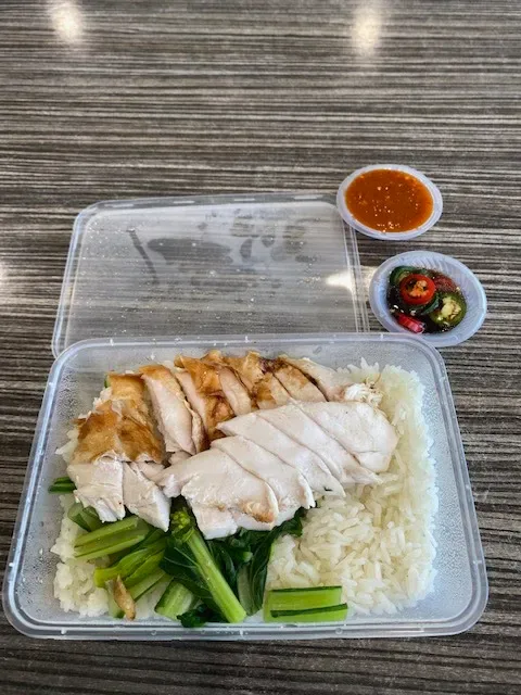 G'Fun Cafe - Famous Chicken Rice