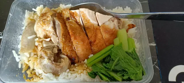 G'Fun Cafe - Famous Chicken Rice