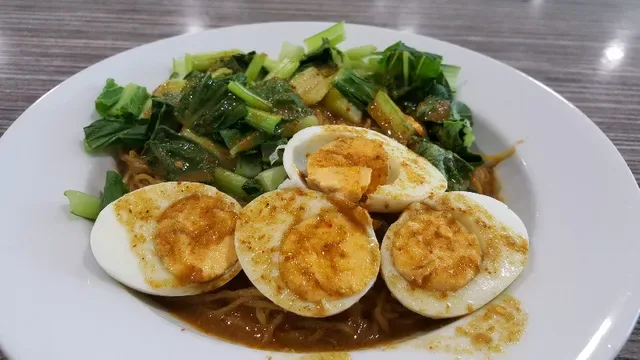 G'Fun Cafe - Famous Chicken Rice