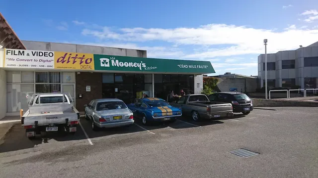 Ma Mooneys Kitchen