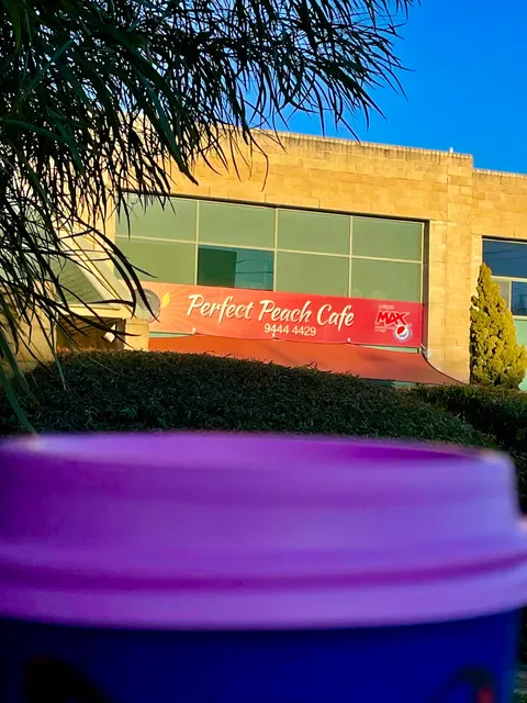 The Perfect Peach Cafe