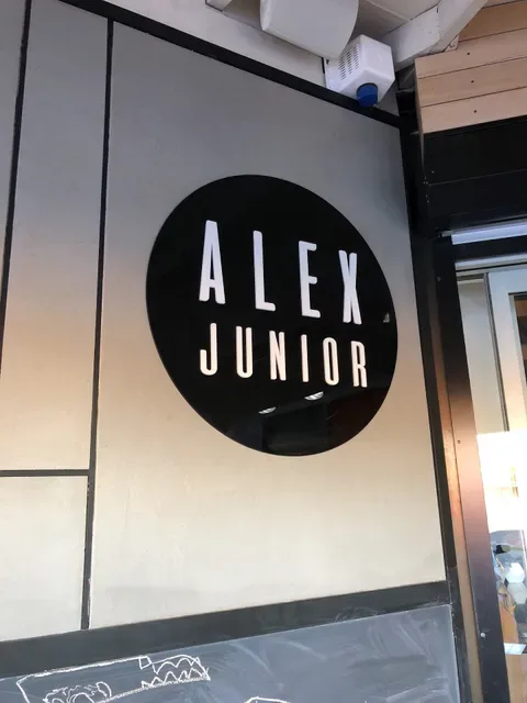 Alex Junior
