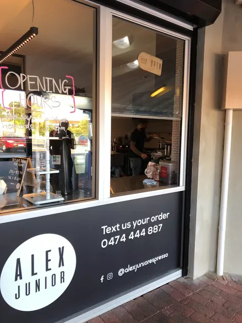 Alex Junior