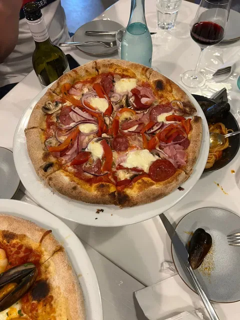 Pizzeria Tiramisu