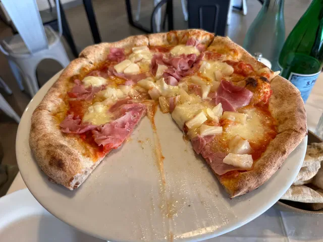 Pizzeria Tiramisu