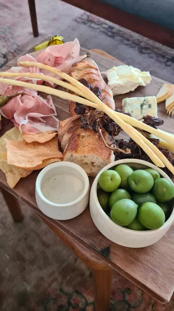 Pep's Wine Bar