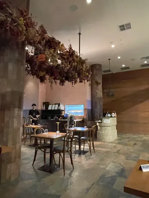 Argyle Bar & Restaurant