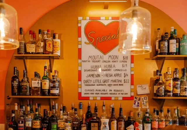 Bar Love