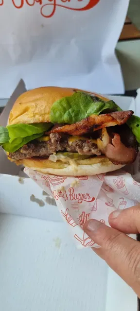 Betty's Burgers