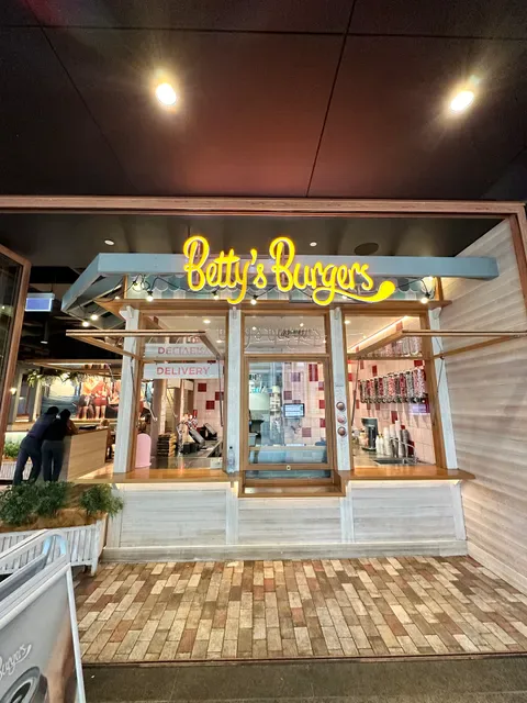 Betty's Burgers
