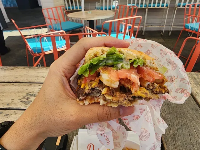 Betty's Burgers