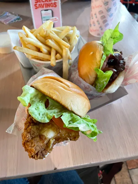 Betty's Burgers