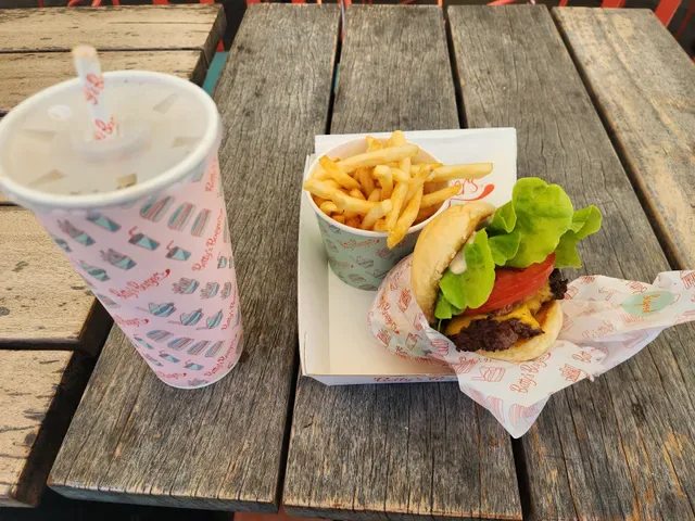 Betty's Burgers