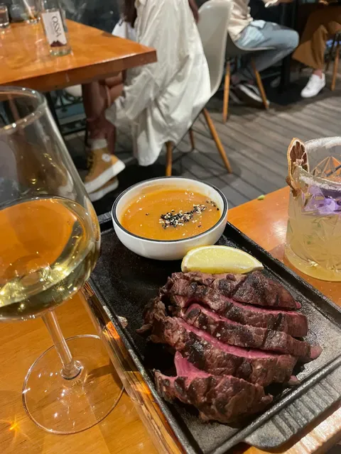 Furaibo Izakaya Bar & Restaurant