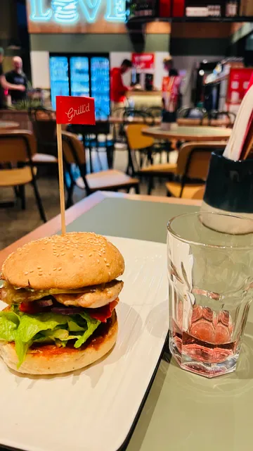 Grill'd William St