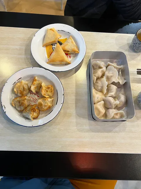 Peoples Inn Dumpling House 人民公社饺子馆