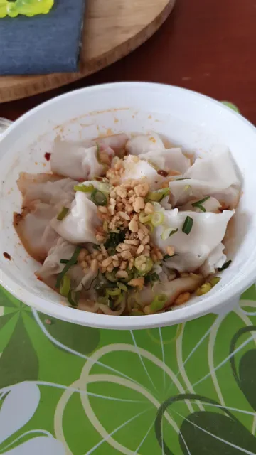 Peoples Inn Dumpling House 人民公社饺子馆
