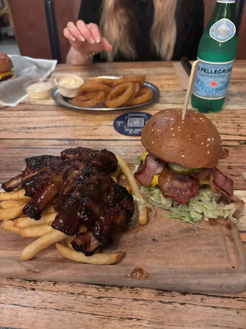 Ribs & Burgers Perth CBD
