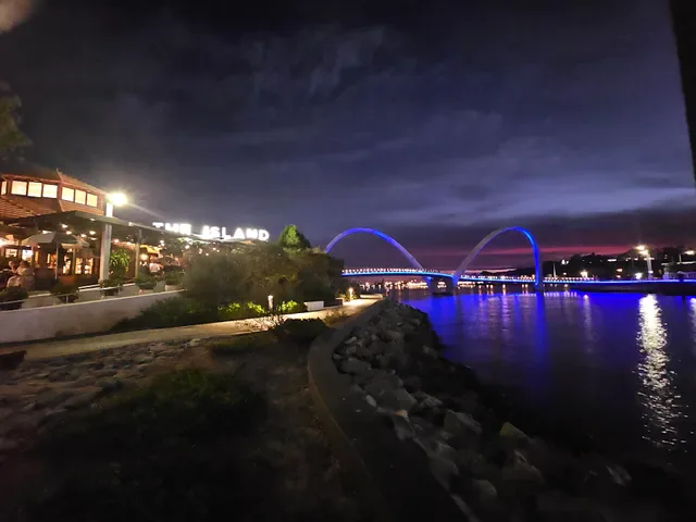The Island at Elizabeth Quay